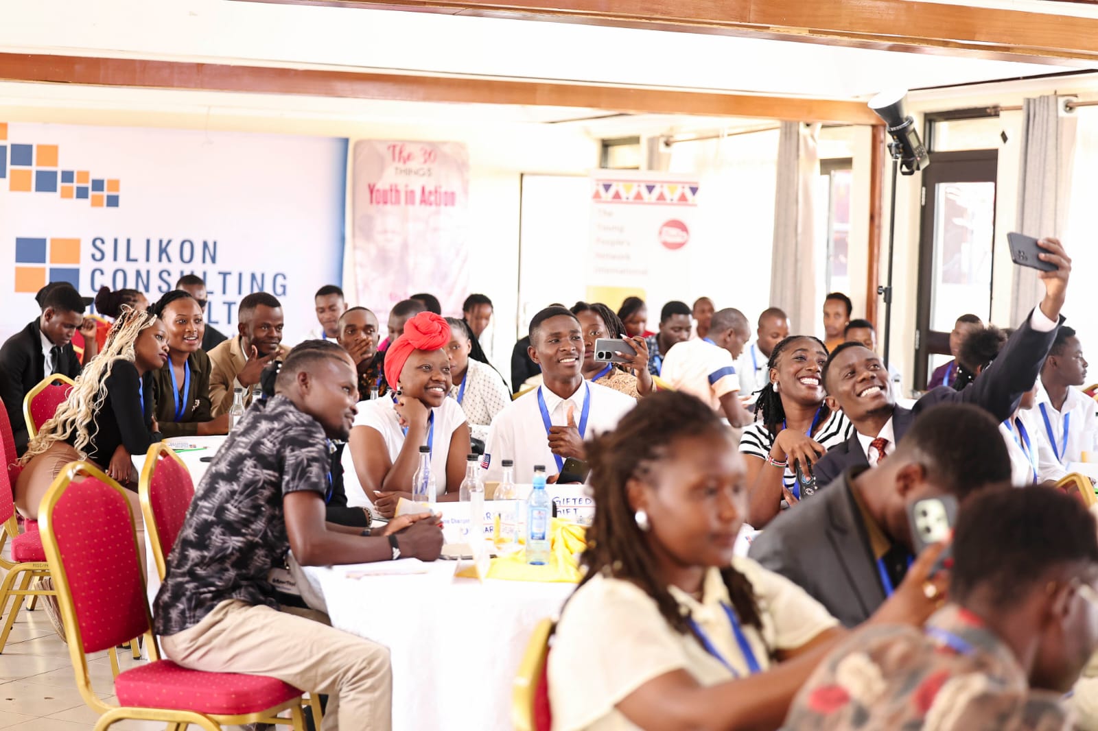 pages-image